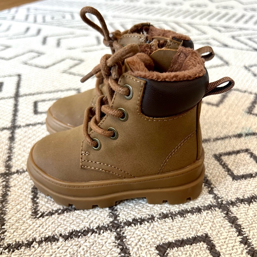 H&M Warm Lined Boots Sz 4-5